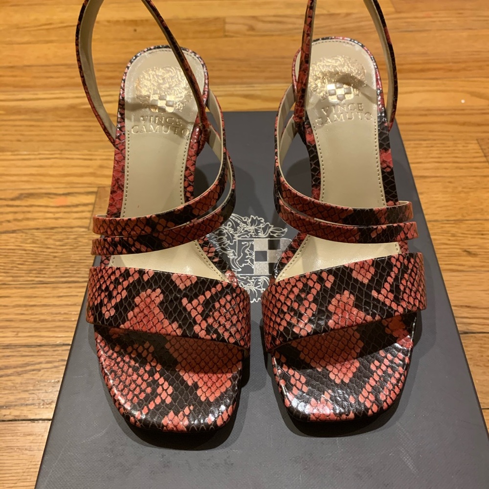 Vince Camuto Saveesha sandals